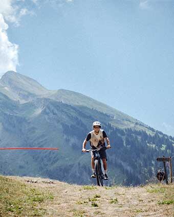 VTT dans la montagne